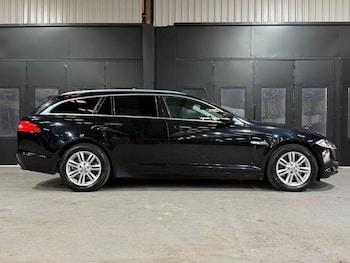 Used Jaguar XF 2013 for sale - 79375838: Photo