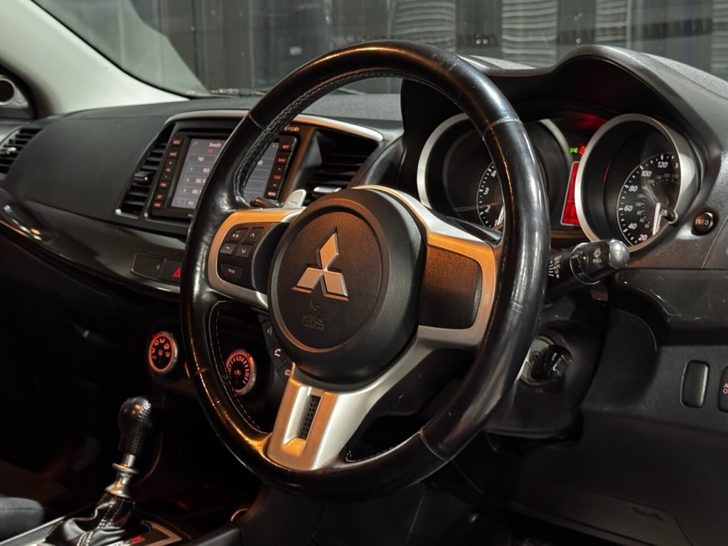 Used Mitsubishi Lancer 2010 for sale - 76376197: Photo 10