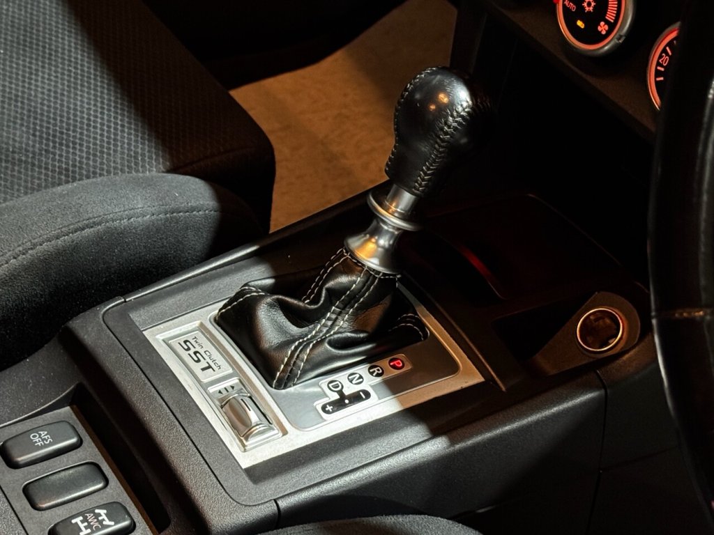 Used Mitsubishi Lancer 2010 for sale - 76376197: Photo 12