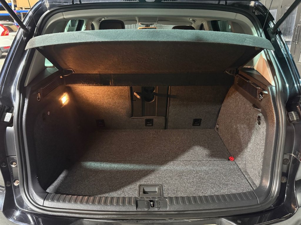Used Volkswagen Tiguan 2011 for sale - 76740339: Photo 44