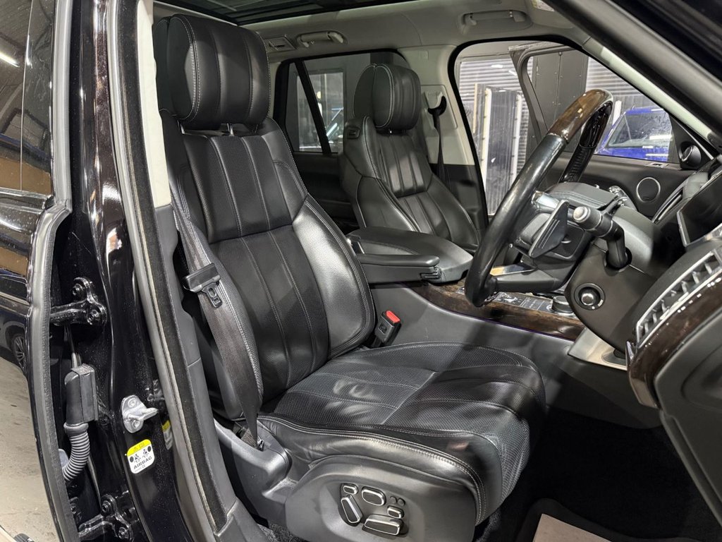 Used Land Rover Range Rover 2015 for sale - 77692526: Photo 11