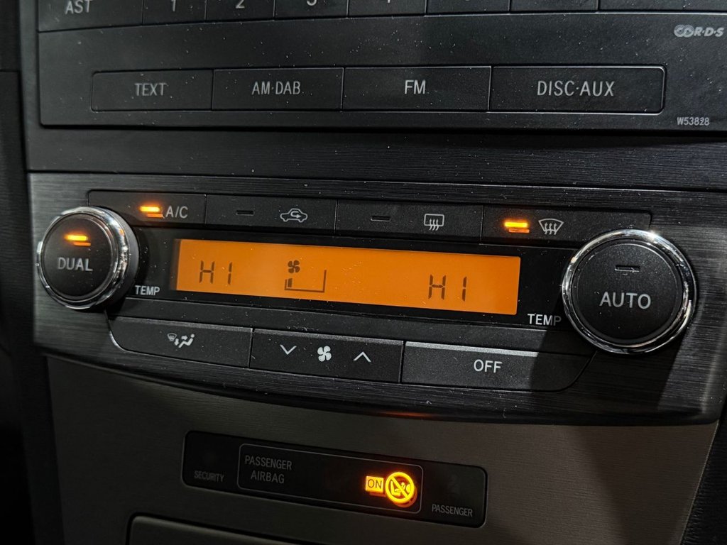 Used Toyota Avensis 2010 for sale - 77692776: Photo 13