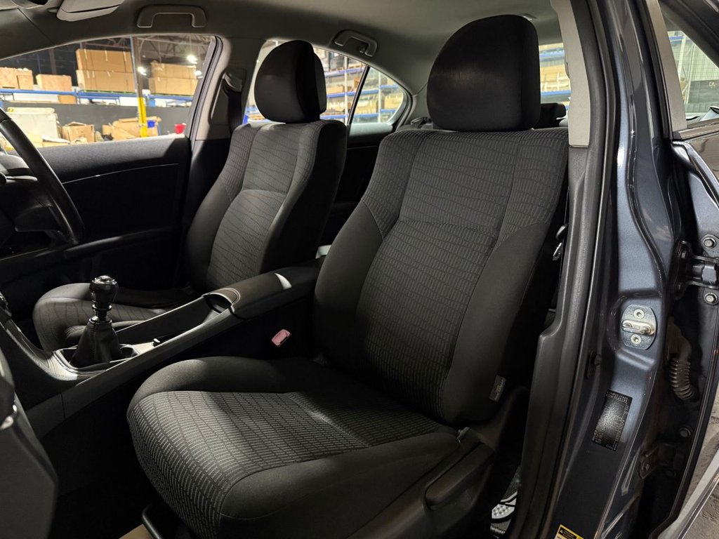 Used Toyota Avensis 2010 for sale - 77692776: Photo 42