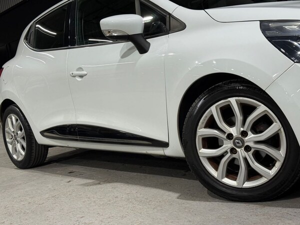 Used Renault Clio 2016 for sale - 76210508: Photo 29