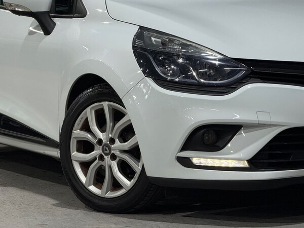 Used Renault Clio 2016 for sale - 76210508: Photo 35