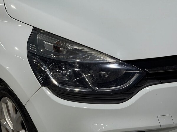 Used Renault Clio 2016 for sale - 76210508: Photo 38