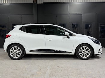 Used Renault Clio 2016 for sale - 76210508: Photo 3