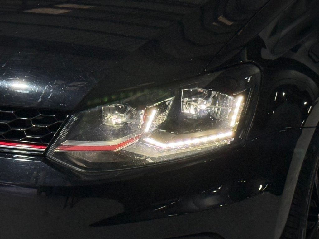 Used Volkswagen Polo 2015 for sale - 76698174: Photo 39