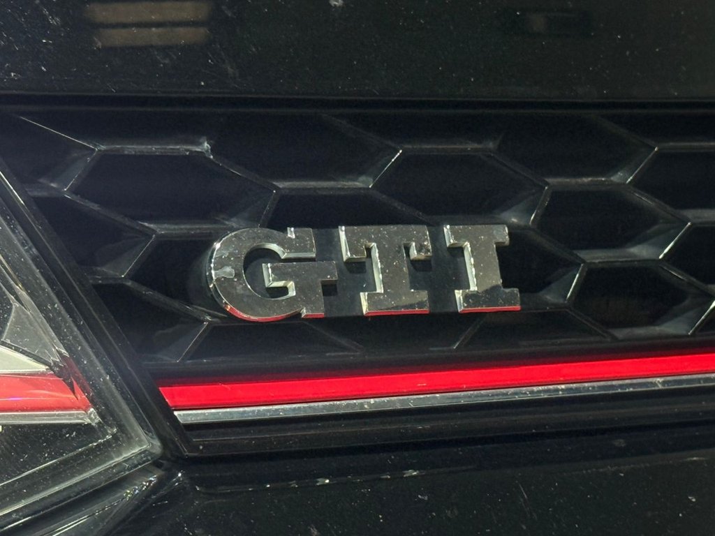 Used Volkswagen Polo 2015 for sale - 76698174: Photo 40