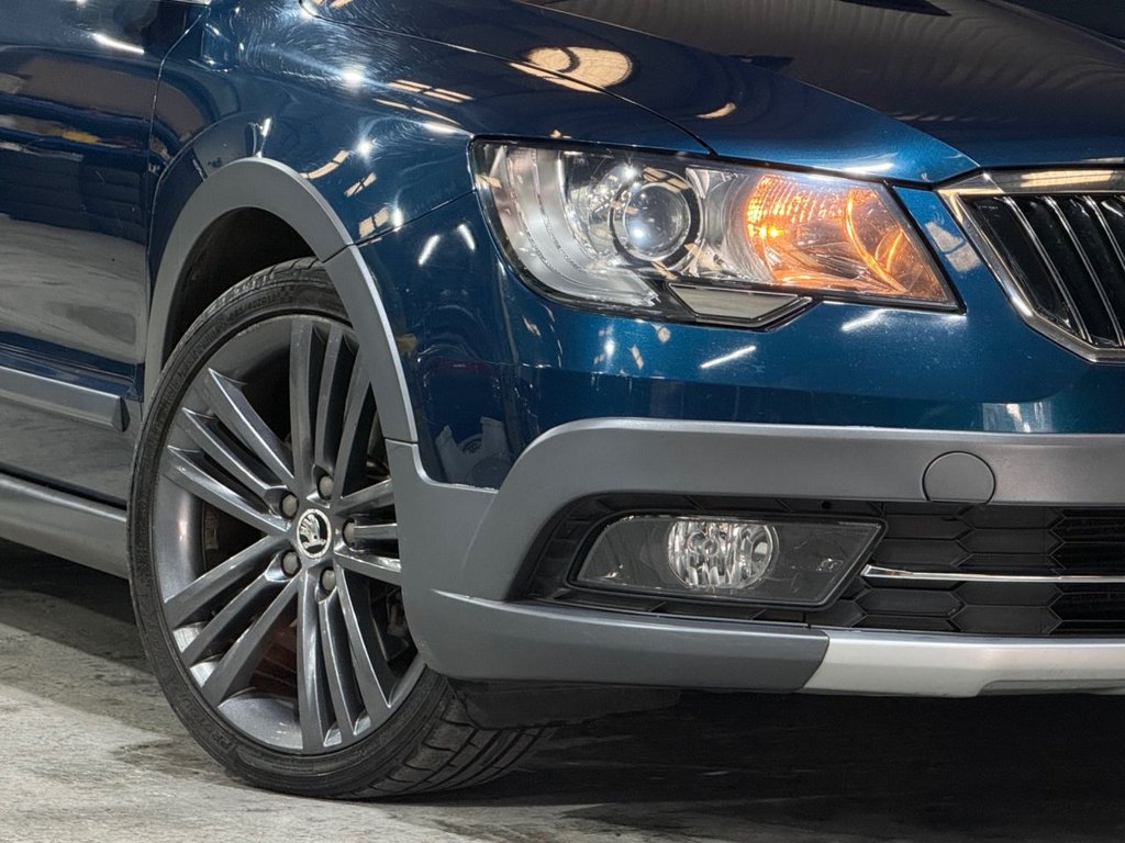 Used Skoda Superb 2014 for sale - 77693322: Photo 22