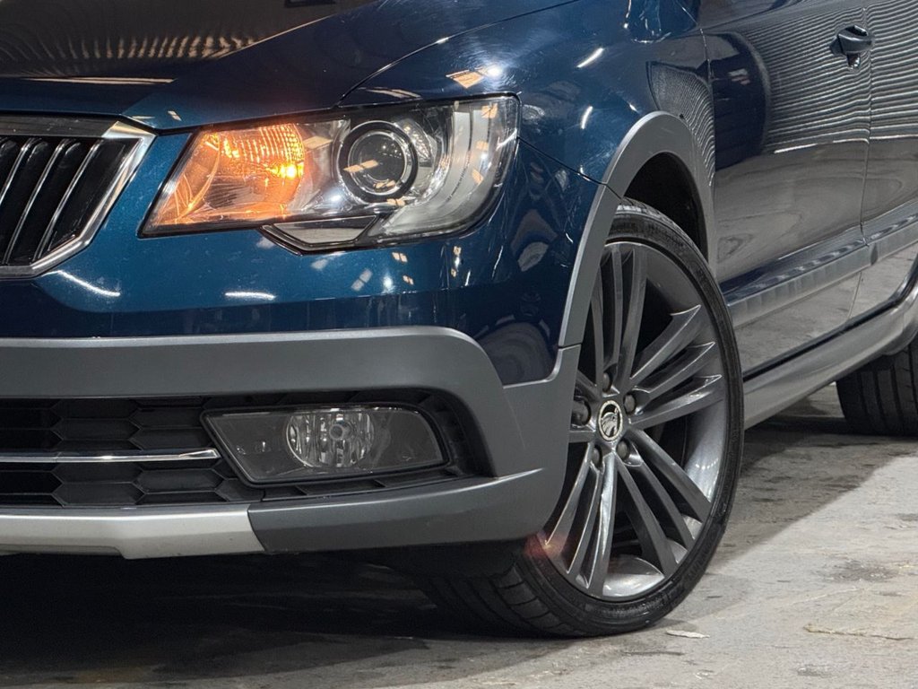 Used Skoda Superb 2014 for sale - 77693322: Photo 25