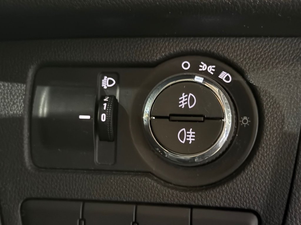 Used Vauxhall Viva 2015 for sale - 77795047: Photo 46