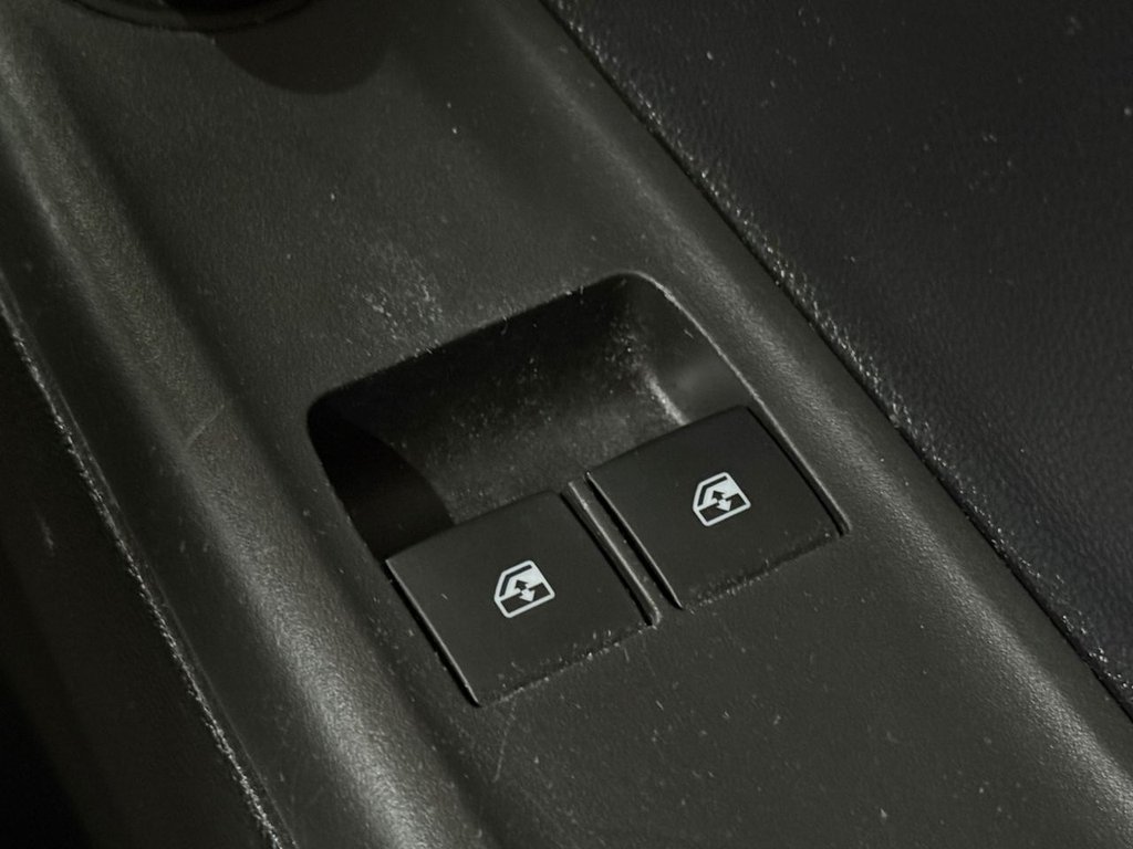 Used Vauxhall Viva 2015 for sale - 77795047: Photo 49