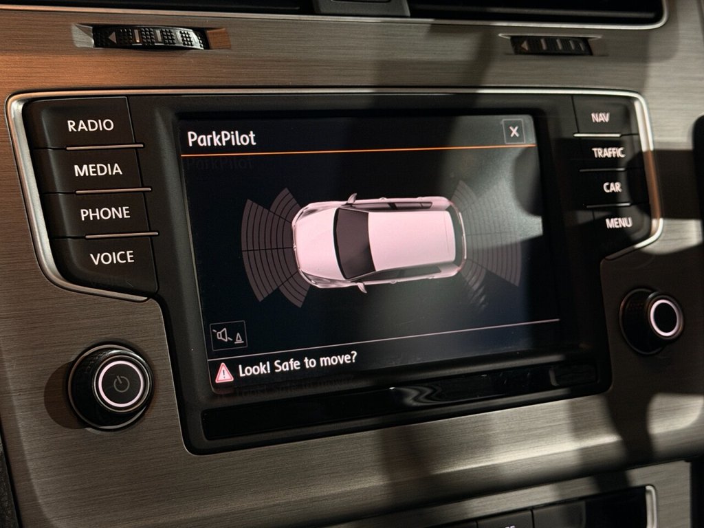 Used Volkswagen Golf 2015 for sale - 77692523: Photo 14