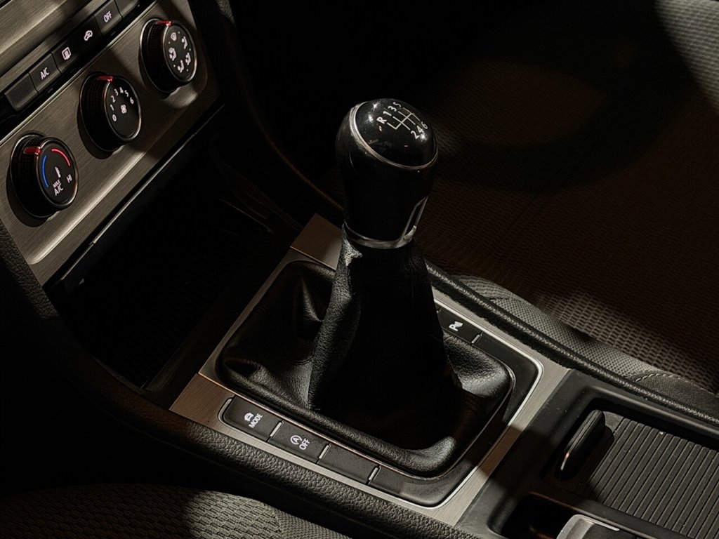 Used Volkswagen Golf 2015 for sale - 77692523: Photo 49