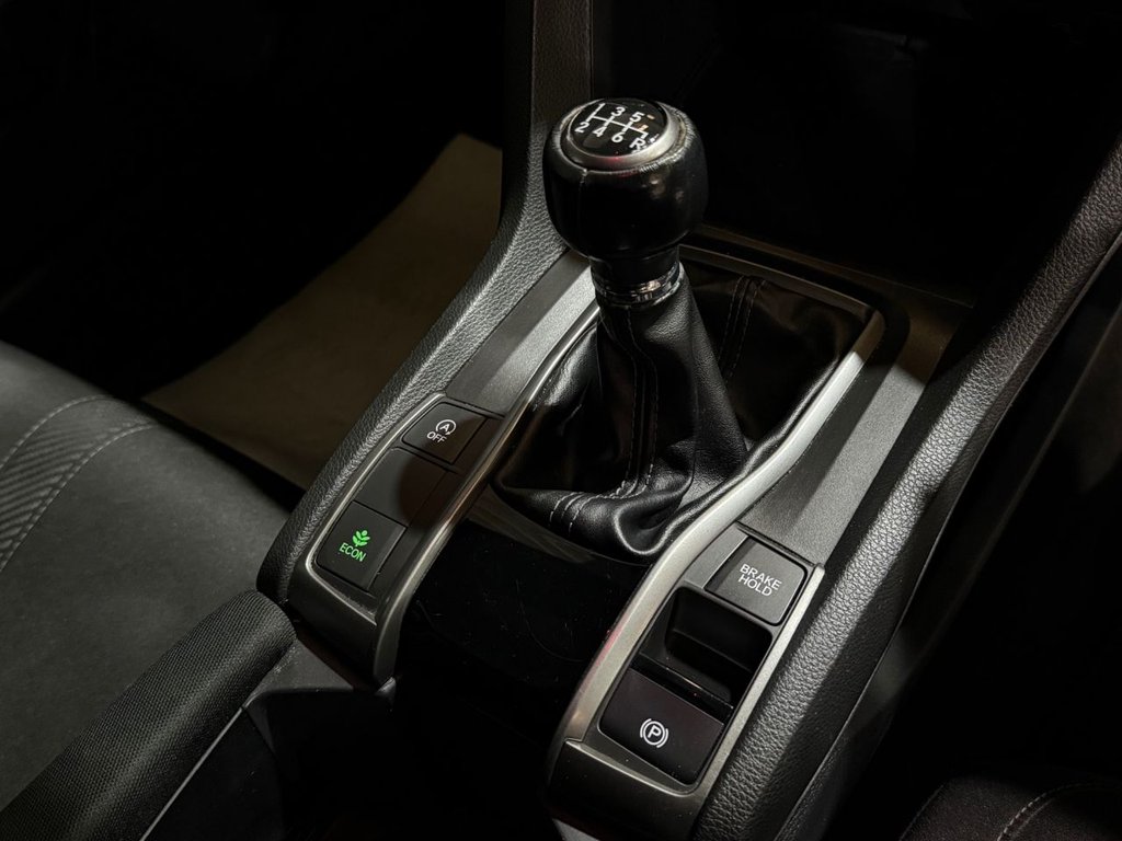 Used Honda Civic 2017 for sale - 77880041: Photo 46