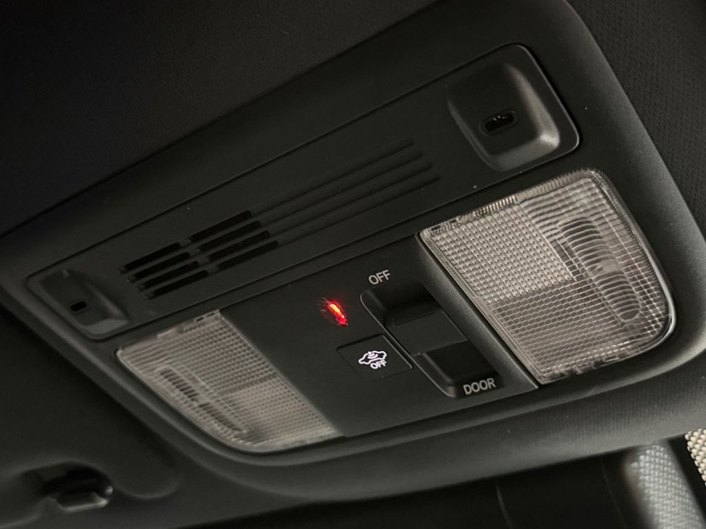 Used Honda Civic 2017 for sale - 77880041: Photo 50