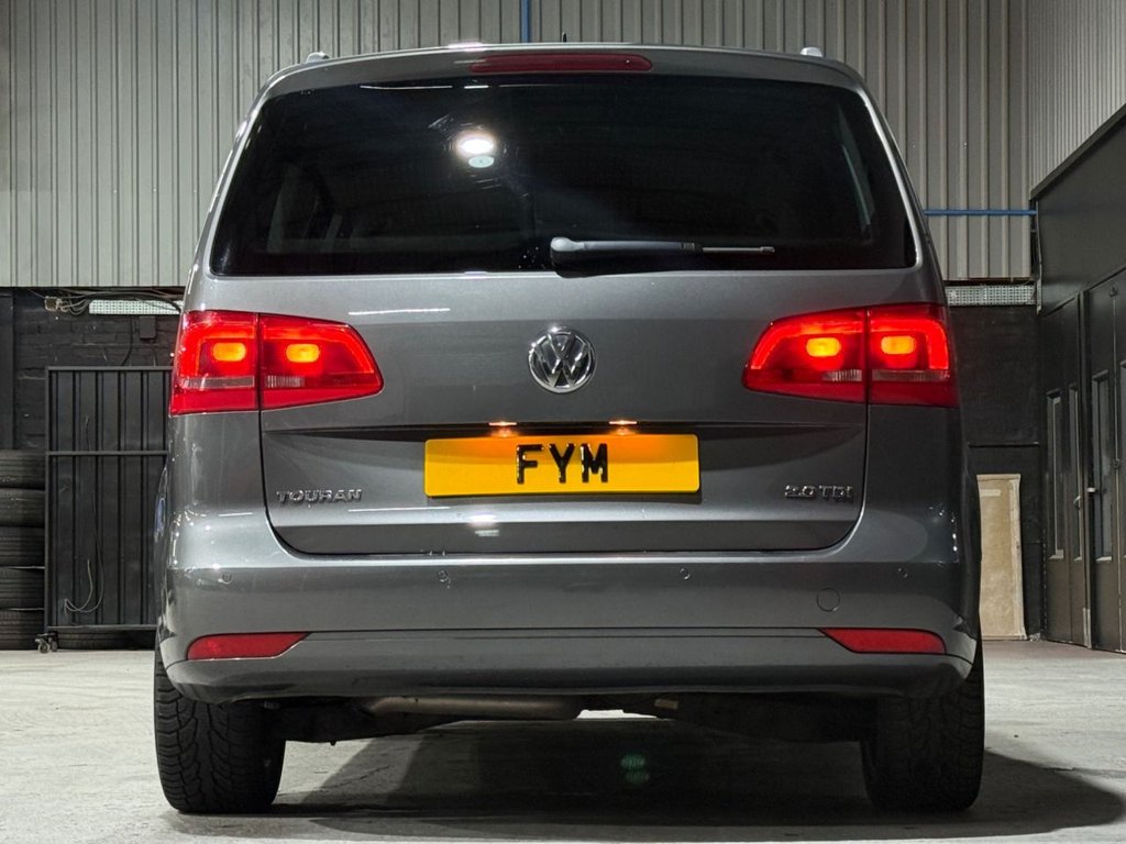 Used Volkswagen Touran 2011 for sale - 76792195: Photo 11