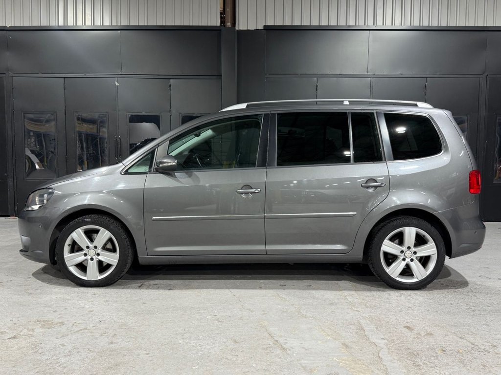 Used Volkswagen Touran 2011 for sale - 76792195: Photo 27