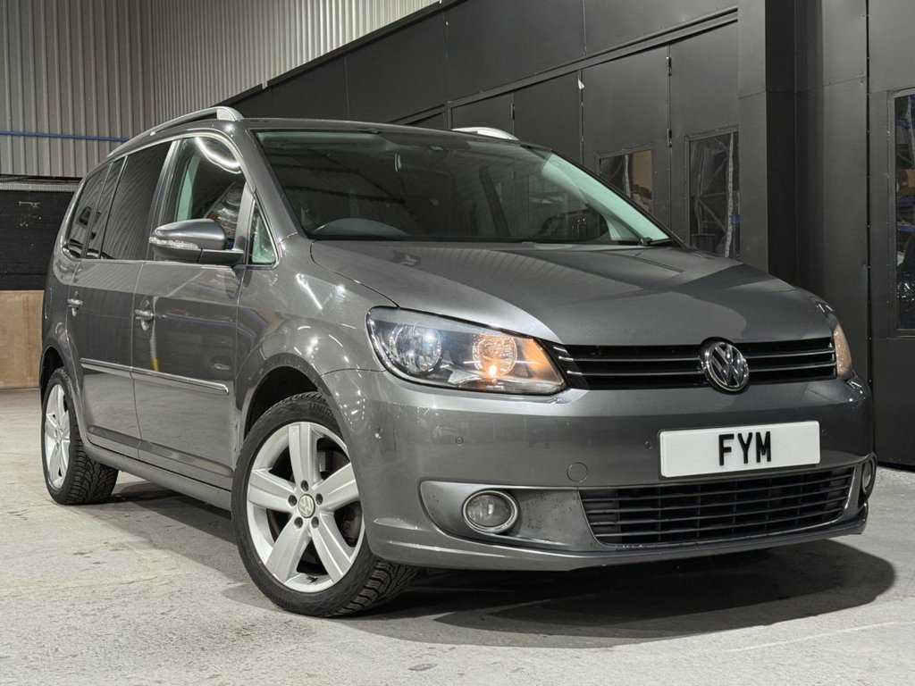 Used Volkswagen Touran 2011 for sale - 76792195: Photo 3