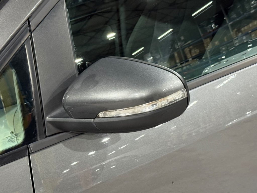 Used Volkswagen Touran 2011 for sale - 76792195: Photo 31