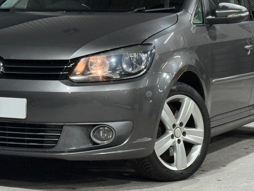 Used Volkswagen Touran 2011 for sale - 76792195: Photo 32