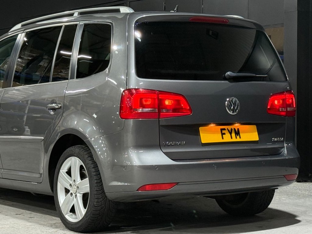 Used Volkswagen Touran 2011 for sale - 76792195: Photo 39