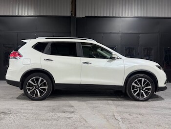 Used Nissan X-Trail 2016 for sale - 77153642: Photo