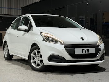 Used Peugeot 208 2016 for sale - 76768424: Photo