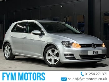 Volkswagen - Golf