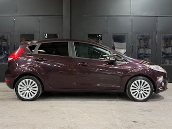 Used Ford Fiesta 2010 for sale - 78658002: Photo