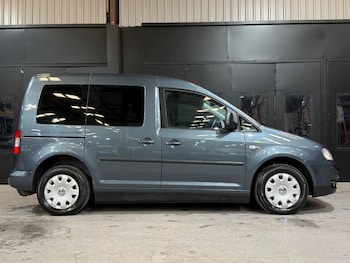 Used Volkswagen Caddy Maxi Life 2011 for sale - 78805790: Photo