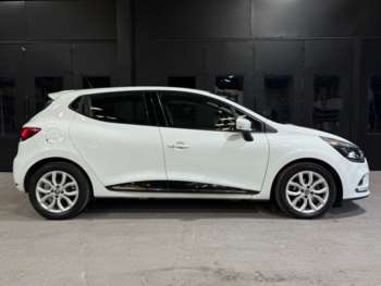 Used Renault Clio 2016 for sale - 74734208: Photo