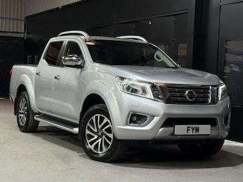 Used Nissan Navara 2017 for sale - 79322763: Photo