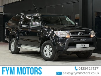 Used Toyota Hilux 2010 for sale - 78896607: Photo