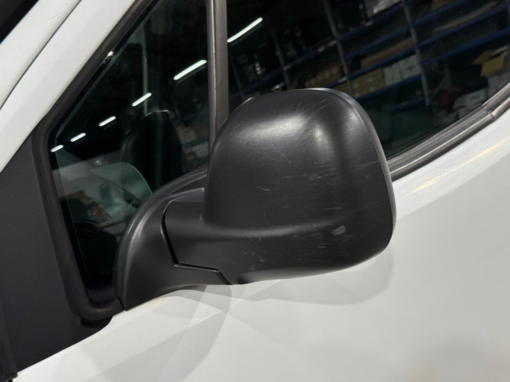 Used Peugeot Partner 2017 for sale - 76632457: Photo 44
