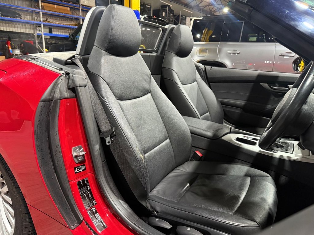 Used BMW Z4 2012 for sale - 76698797: Photo 12