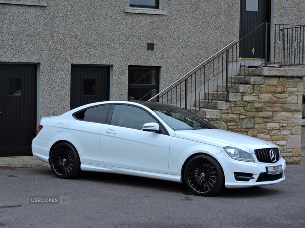 Used Mercedes-Benz C-Class 2014 for sale - 73151539: Photo 1