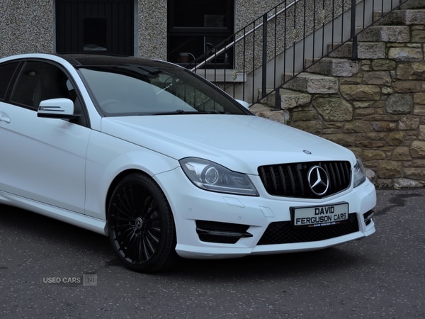 Used Mercedes-Benz C-Class 2014 for sale - 73151539: Photo 2