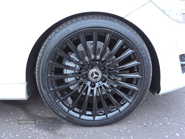 Used Mercedes-Benz C-Class 2014 for sale - 73151539: Photo 4