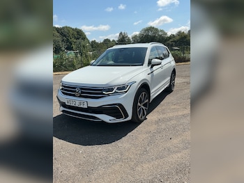 Used Volkswagen Tiguan Allspace 2022 for sale - 79483548: Photo