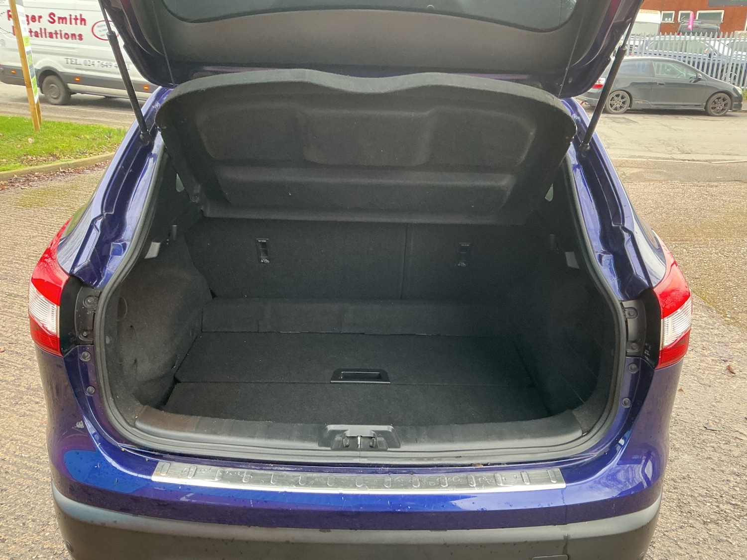 Used Nissan Qashqai 2014 for sale - 77637000: Photo 9