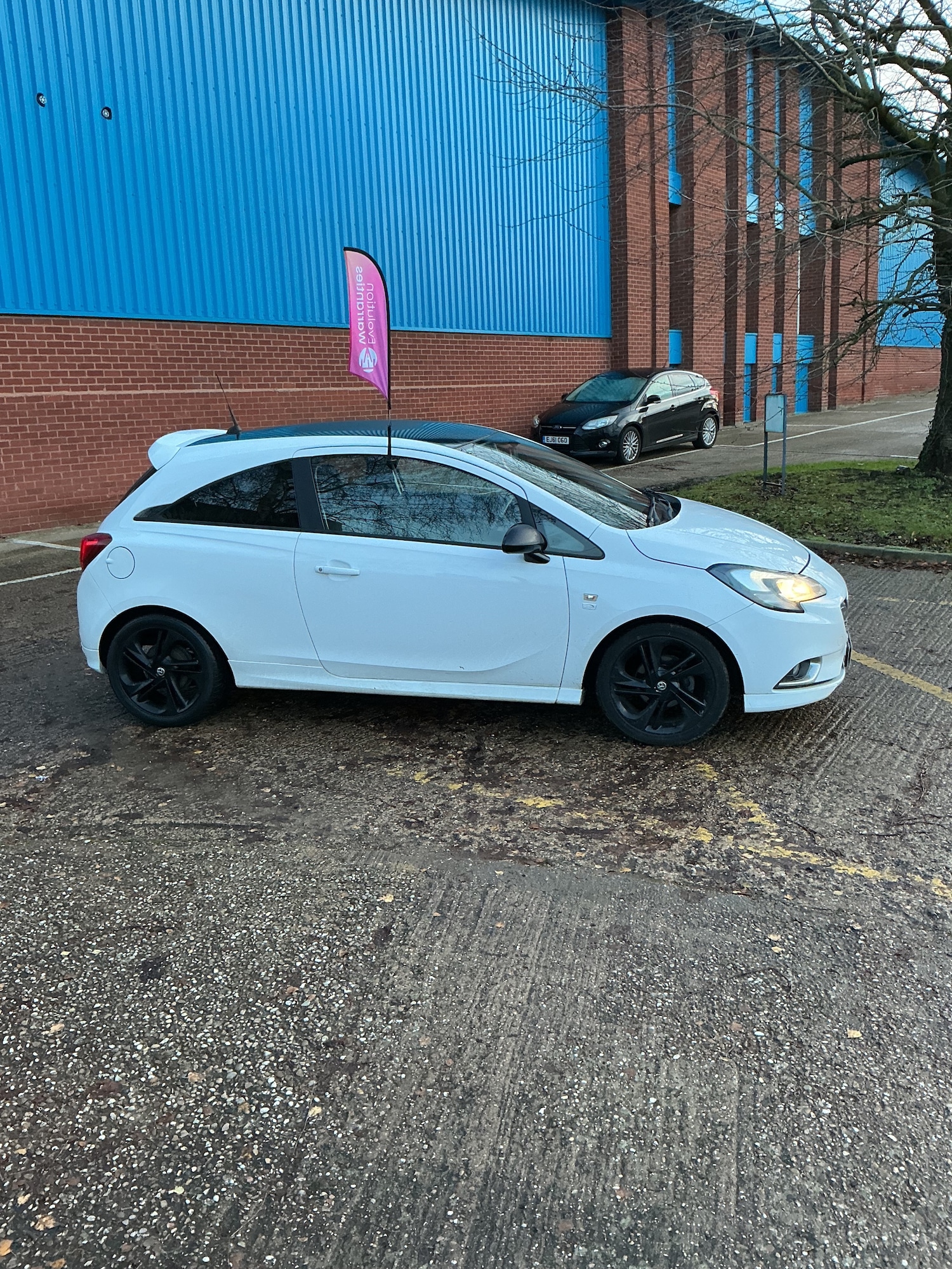 Used Vauxhall Corsa 2014 for sale - 77055697: Photo 8