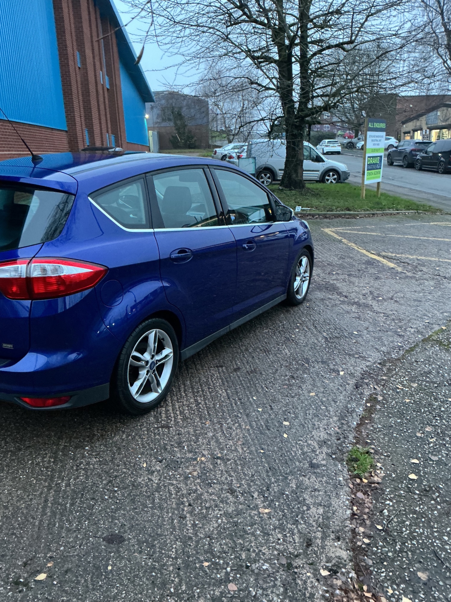 Used Ford C-Max 2013 for sale - 77055574: Photo 5
