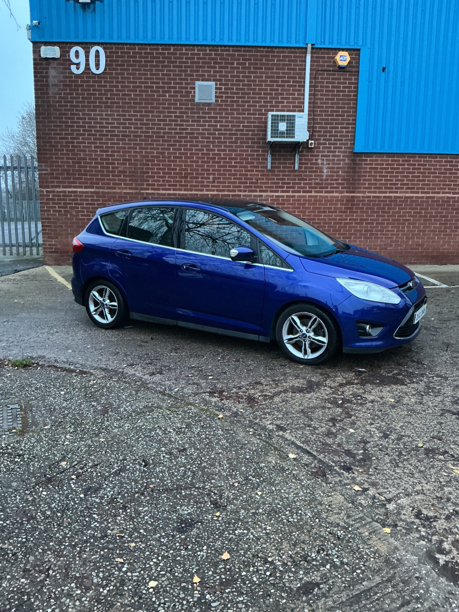 Used Ford C-Max 2013 for sale - 77055574: Photo 6