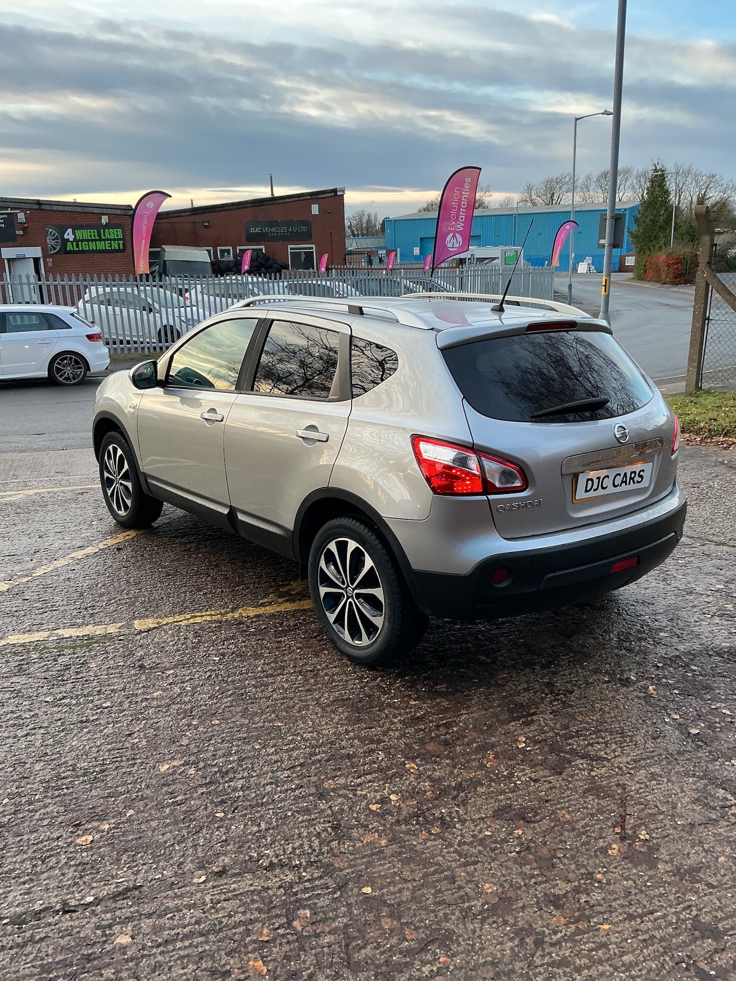 Used Nissan Qashqai 2012 for sale - 77055588: Photo 4