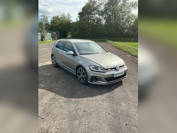 Used Volkswagen Golf 2017 for sale - 78945236: Photo