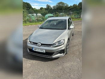 Used Volkswagen Golf 2017 for sale - 78945236: Photo