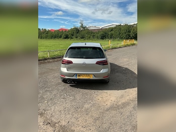 Used Volkswagen Golf 2017 for sale - 78945236: Photo