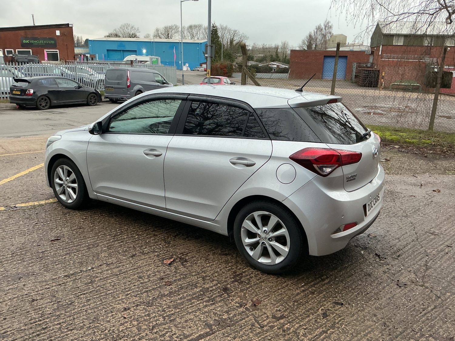 Used Hyundai i20 2015 for sale - 77636902: Photo 4